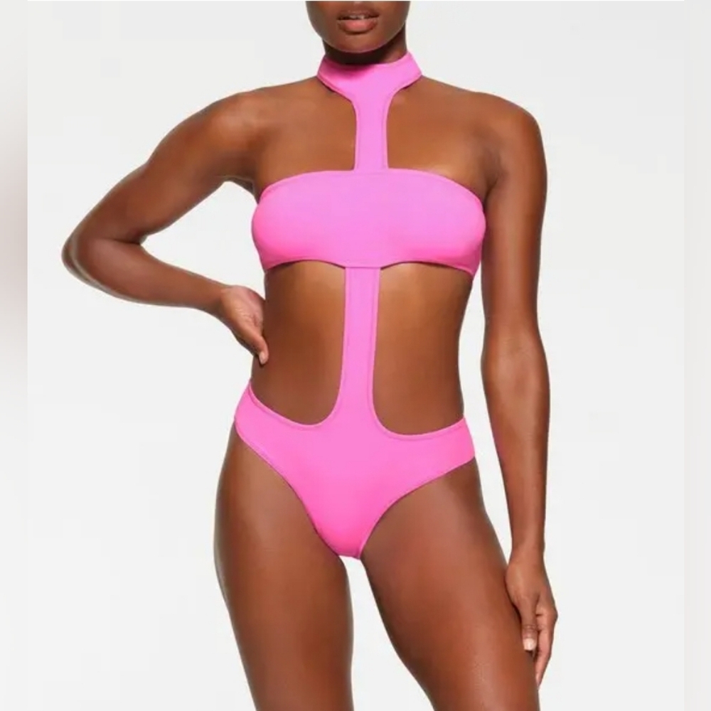 SKIMS Recycled Swim Cut Out Halter Neck Monokini Swimsuit Bikini Taffy Pink XS